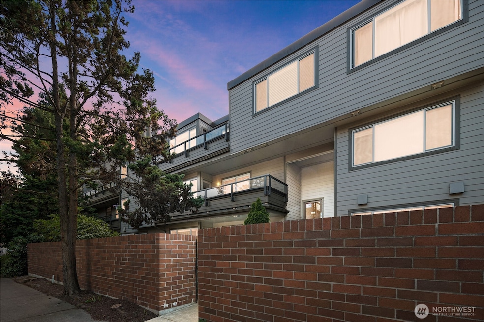 6055 35th Ave SW unit 308, Seattle, WA 98126 - photo 1