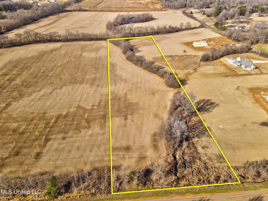 08-DJI_0100_1_2-lines