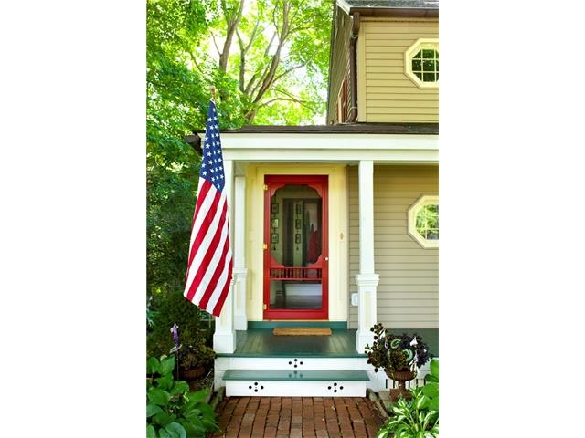 17 E Ridge Rd, Ridgefield, CT 06877 - photo 1