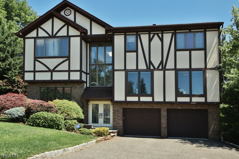 38 Jani Ct, Clifton, NJ 07013 - photo 1