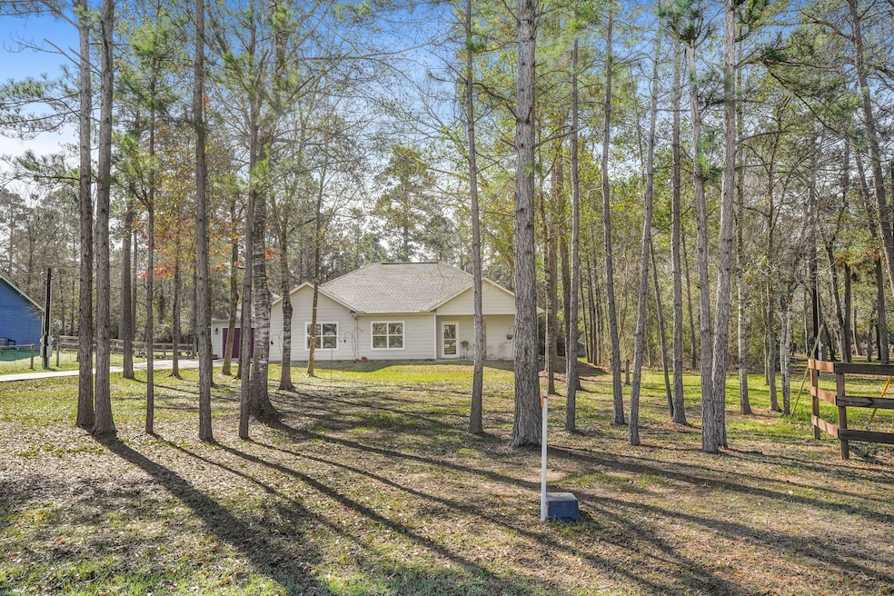 26081 Rolling Forest Ln, Hockley, TX 77447 - photo 1