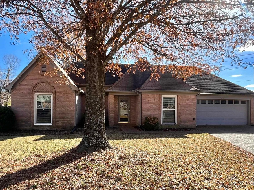 Beautiful, 3 bedroom, 2 bath; one level; well main