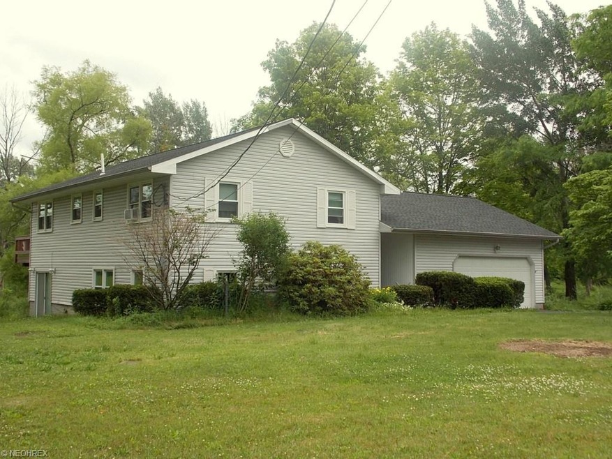 3260 Hartland Center Road Collins, OH sits on 3 ac