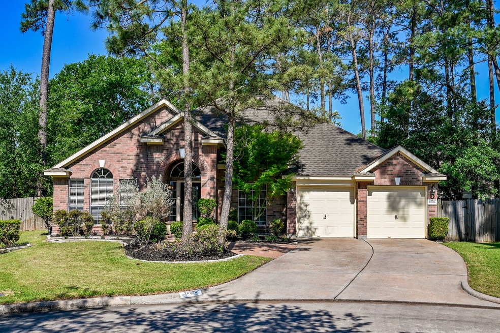 This gorgeous home is located in a cul-de sac and sits on a 13,396 sf lot!