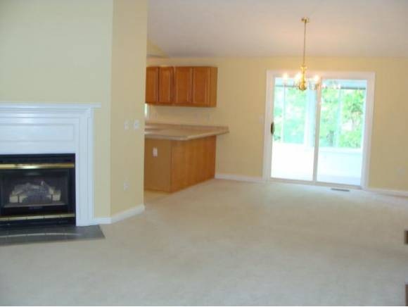 4 Myopia Ln unit LNU 32, Nashua, NH 03063 - photo 1