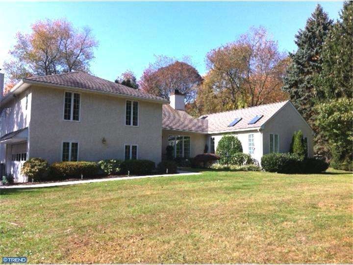 214 Country Rd, Berwyn, PA 19312 - photo 1