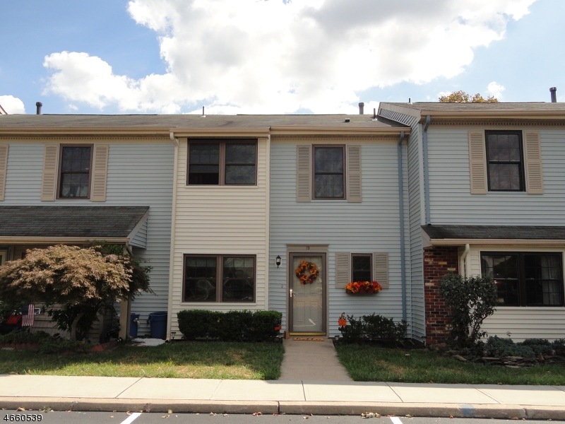 19 Exeter Ct, Somerset, NJ 08873 - photo 1