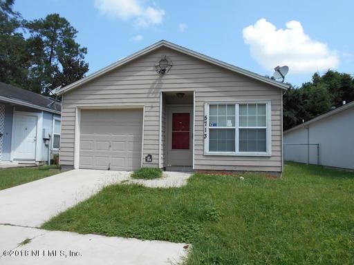 5713 Ellis Trace Dr, Jacksonville, FL 32205 - photo 1