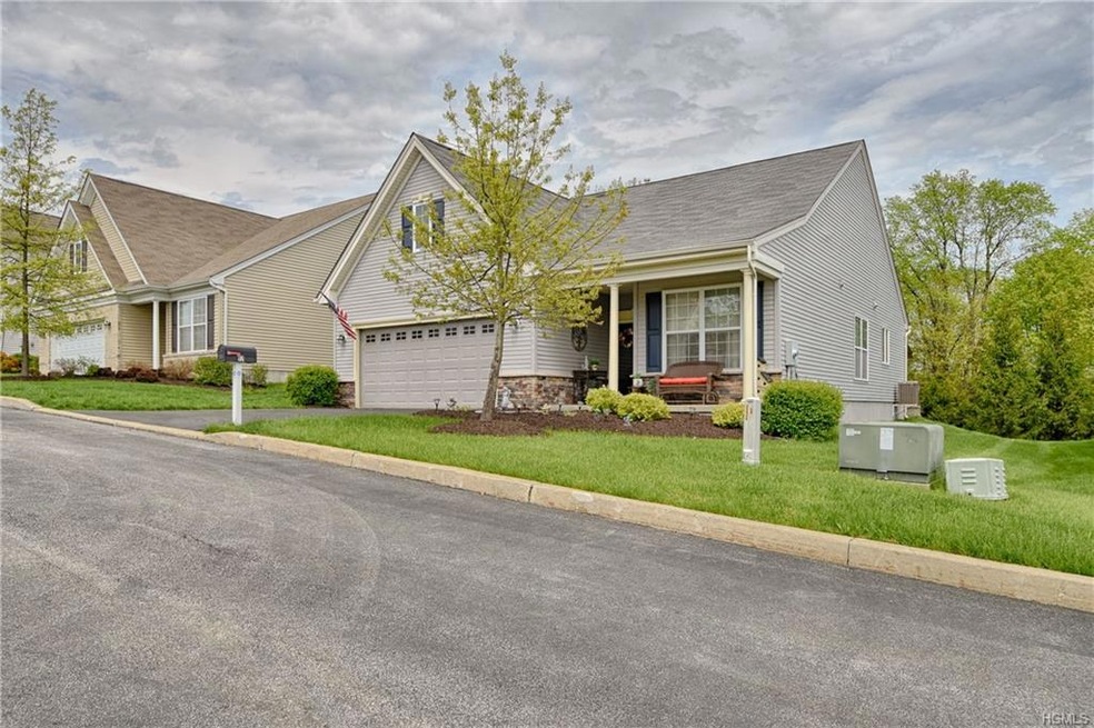 72 Jasmine Dr, Middletown, NY 10940 - photo 1