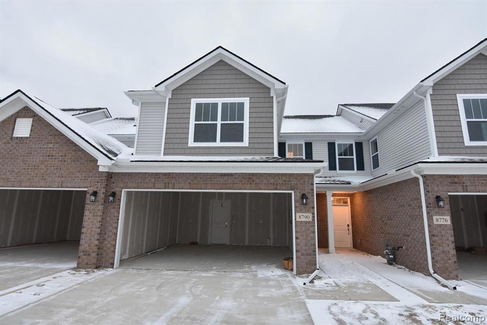 8790 Pioneer St unit 22, Washington, MI 48094 - photo 1