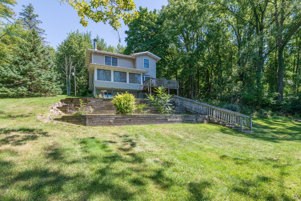 3234 Baseline Lk Rd-40
