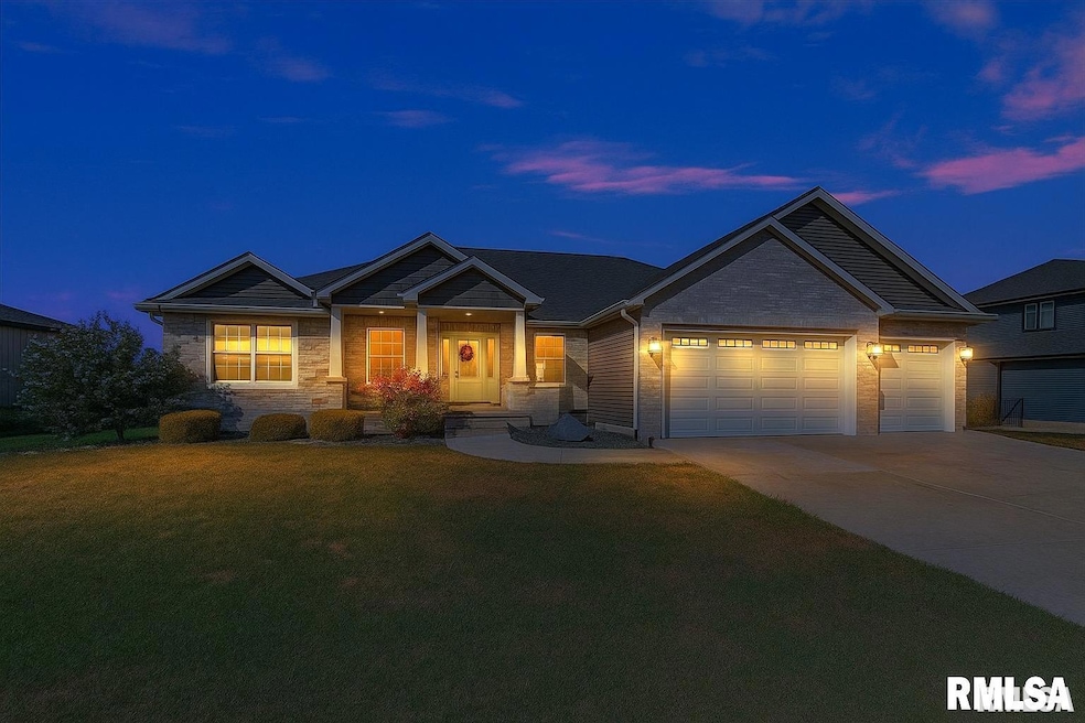 1109 Lightstone Ct, Sherman, IL 62684 - photo 1