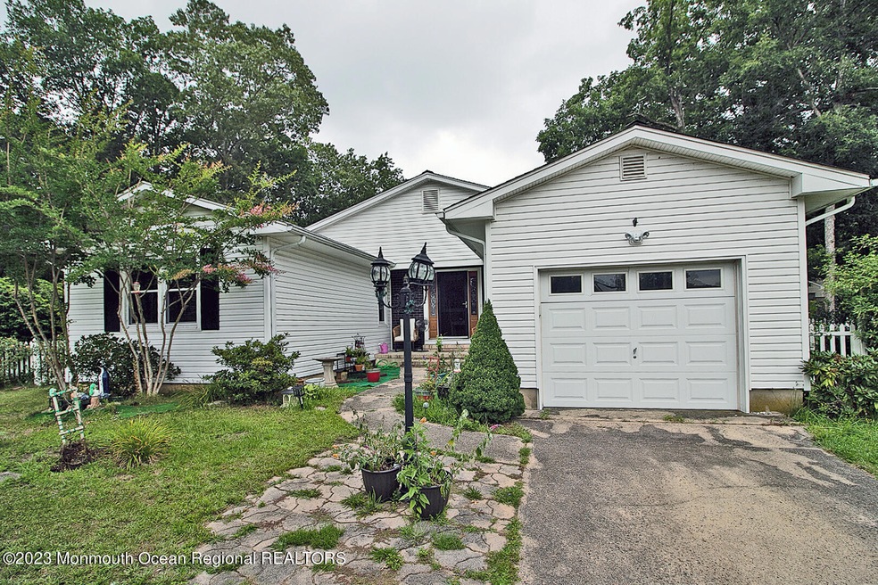 26 Crest Ave, Manahawkin, NJ 08050 - photo 1