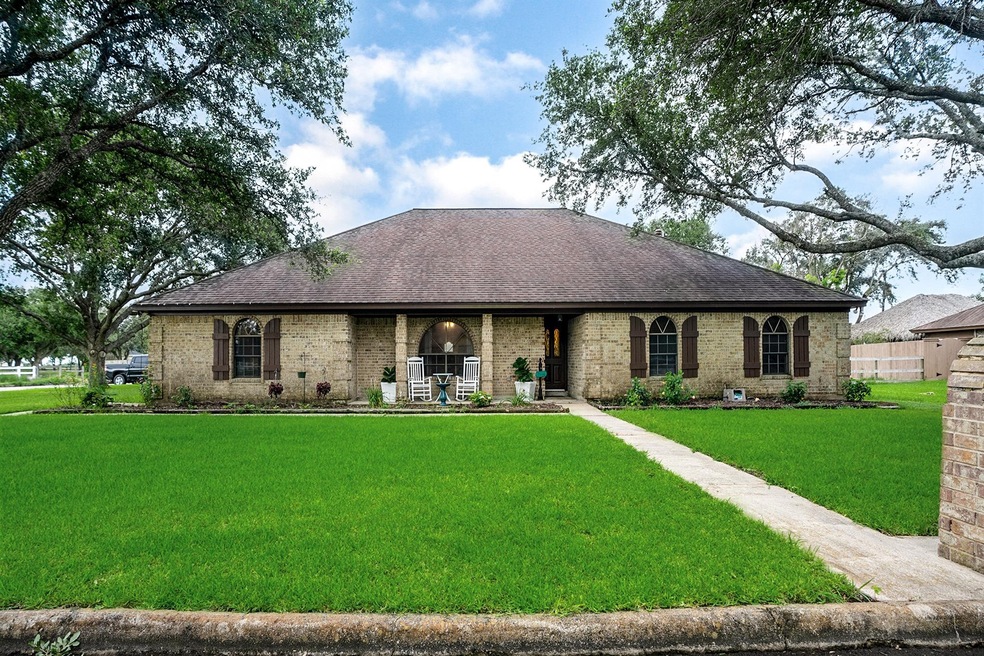 3432 Grennock St, Bay City, TX 77414 - photo 1