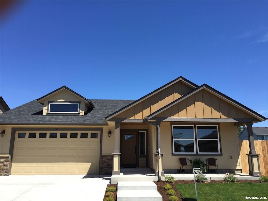 578 NE Evergreen Ave, Dallas, OR 97338 - photo 1