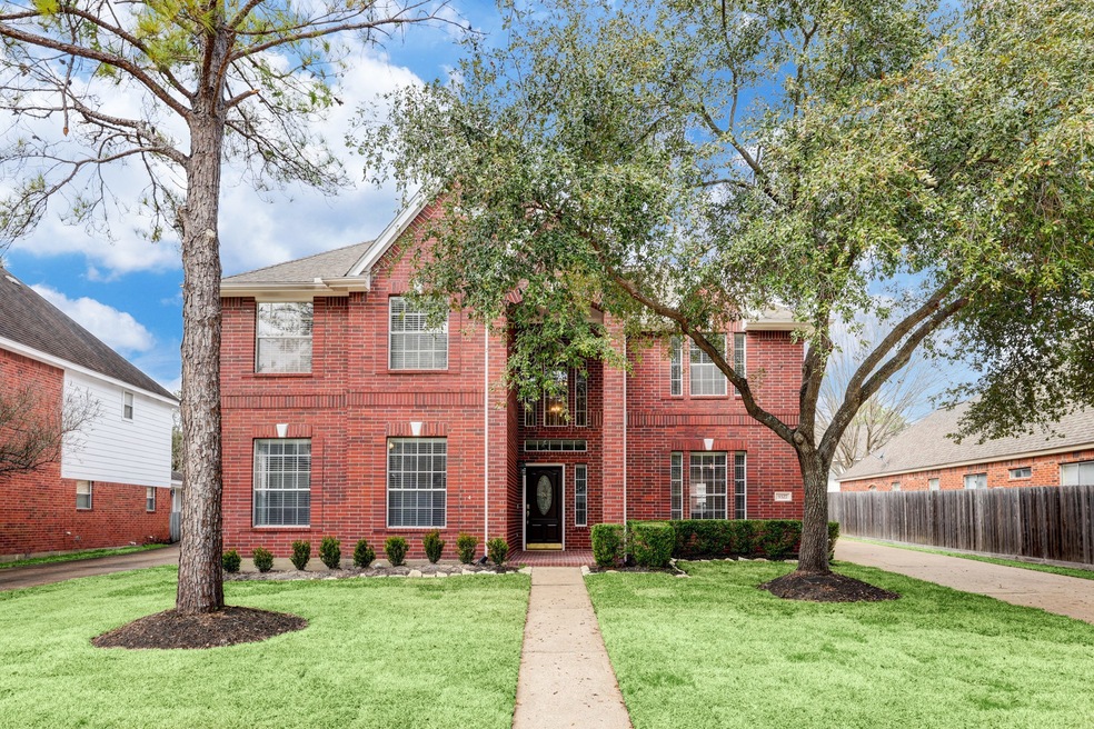 9327 Hudson Bend Cir, Houston, TX 77095 - photo 1