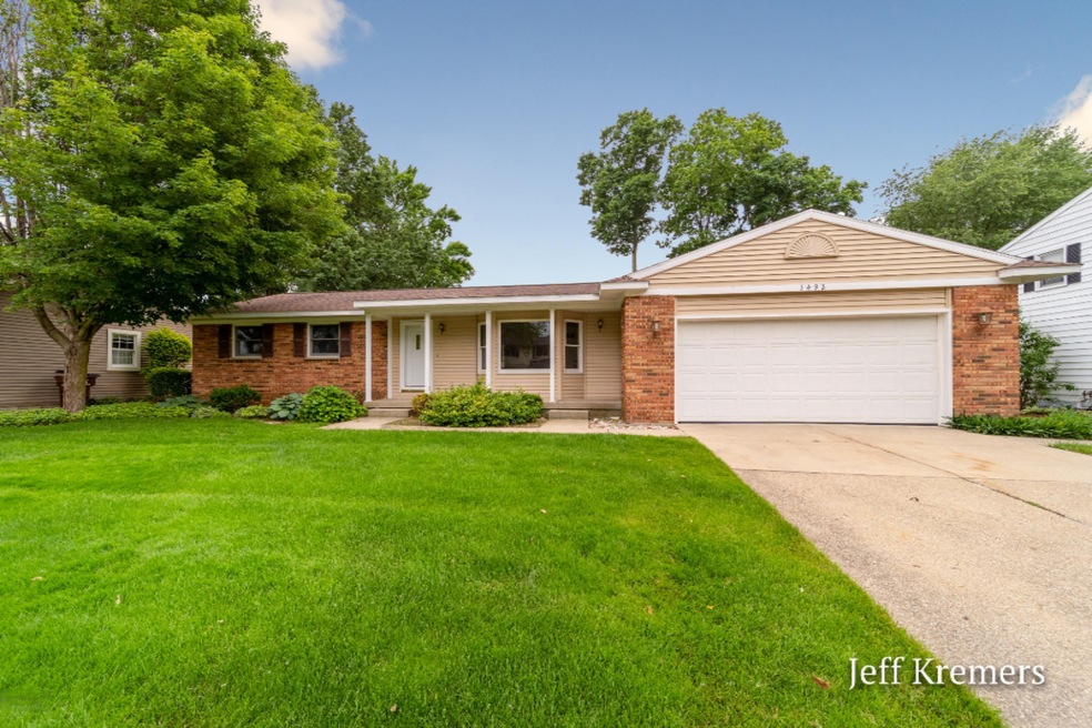 3492 Algonac-Ext