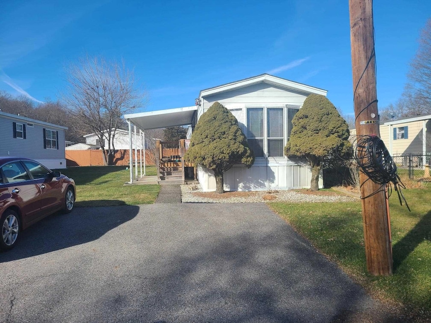 18 Scribo Ln, Wappingers Falls, NY 12590 - photo 1