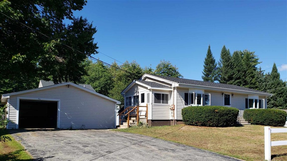 9 Waverly St, Rochester, NH 03867 - photo 1