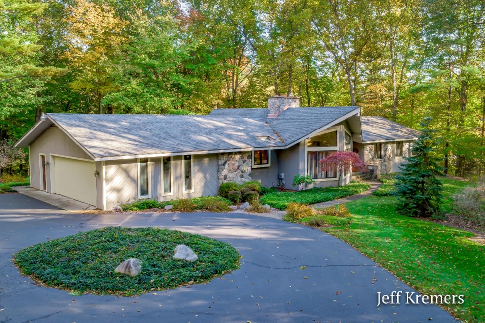 1056 White Pine Dr. SW ext-9