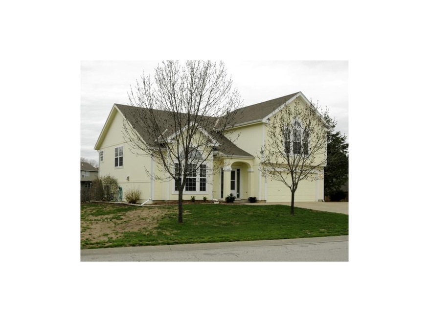 21723 W 61st St, Shawnee, KS 66218 - photo 1