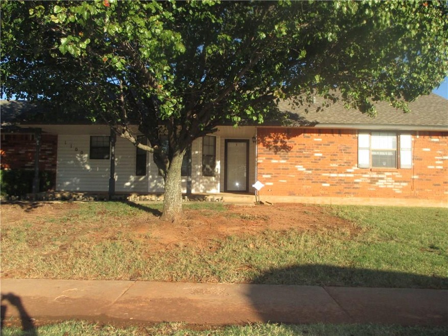 1100 Leafhurst Rd, Moore, OK 73160 - photo 1