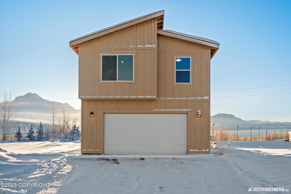 1170 E Mountain Peak Lp
