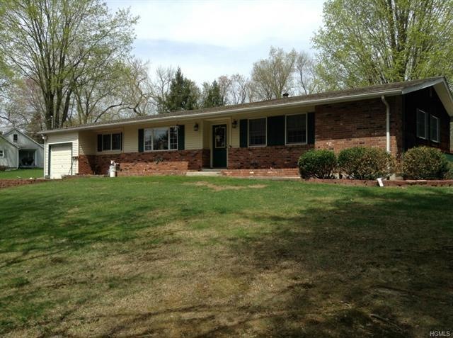 442 St Andrews Rd, Walden, NY 12586 - photo 1