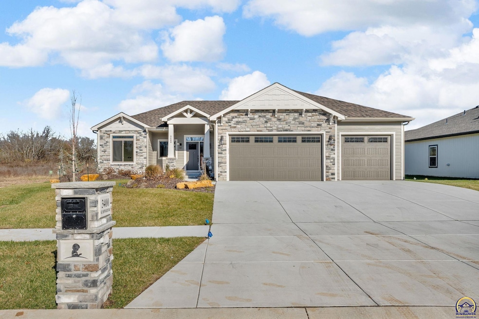 3400 SE Howard Dr, Topeka, KS 66605 - photo 1