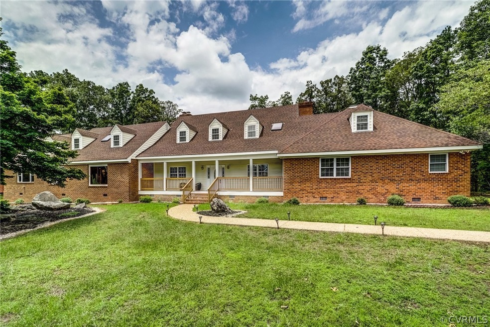 2900 Fincastle Ct, Midlothian, VA 23113 - photo 1