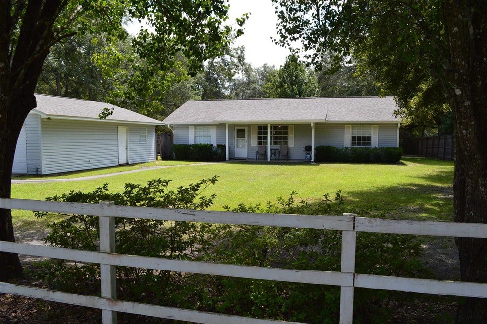 13 Bay Pine Dr, Crawfordville, FL 32327 - photo 1