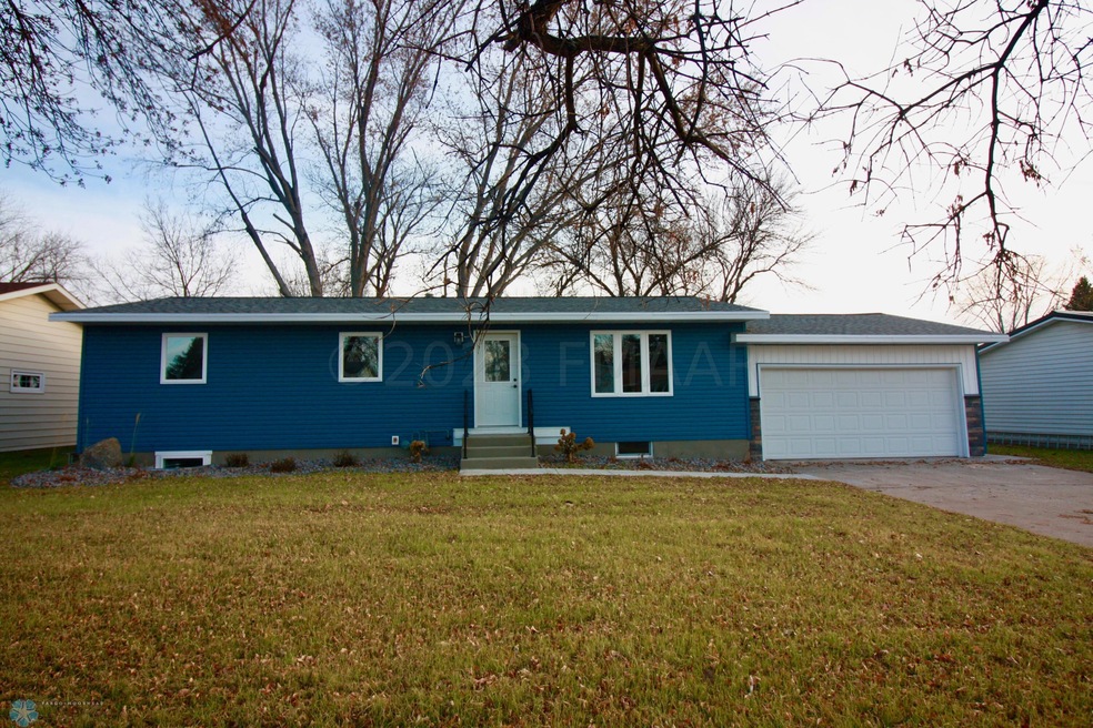 1425 A Ave, Wahpeton, ND 58075 MLS 7426984