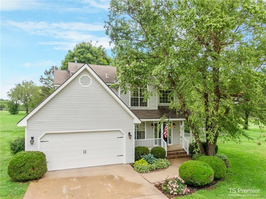 550 Wayne Villines Rd, Prairie Grove, AR 72753 - photo 1