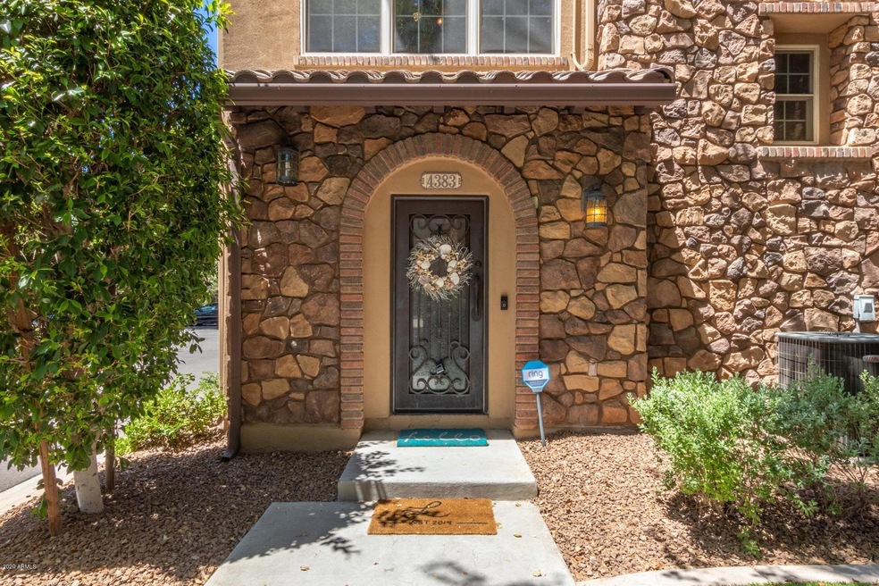 Exterior~corner unit