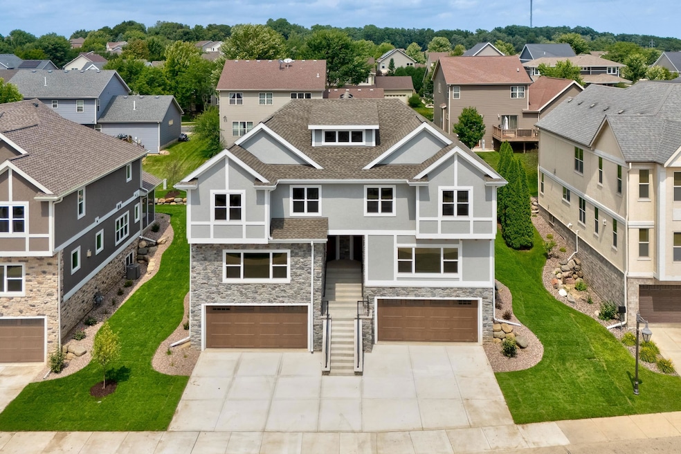 For Sale $799,000 • Co-Listing Agent