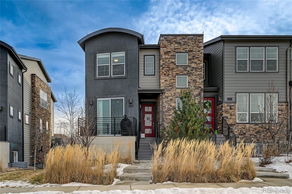 Sold $585,000 • Co-Listing Agent