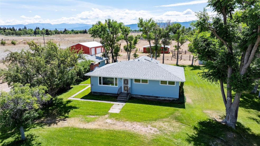 Under Contract $579,900 • Co-Listing Agent