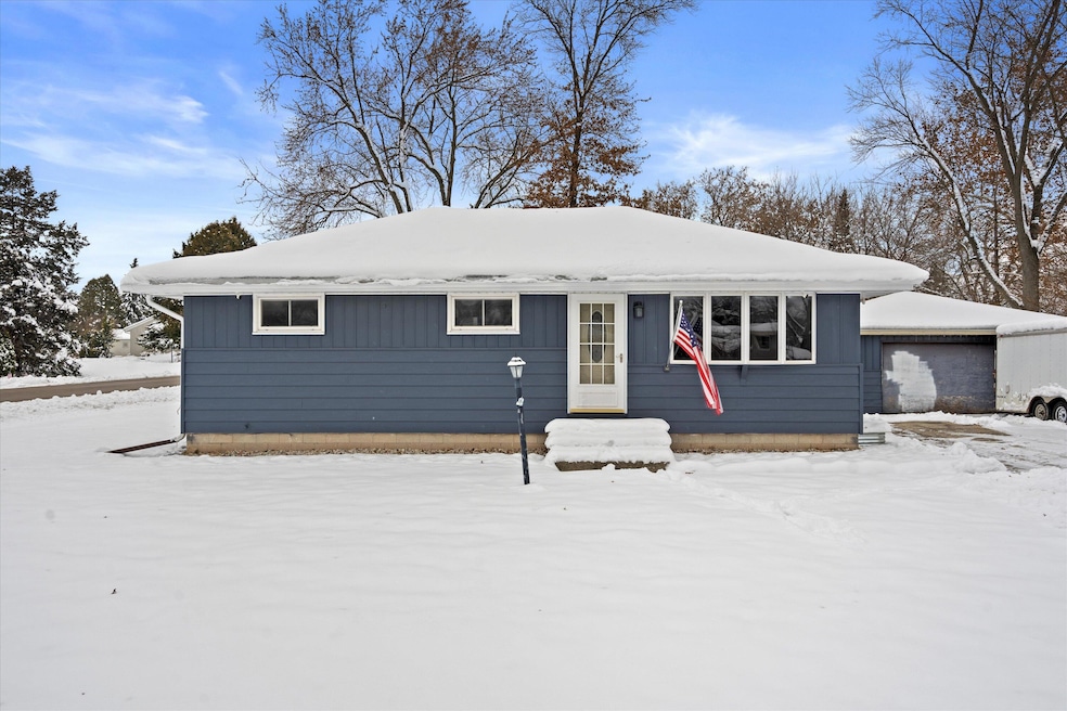 8212 W High St, Franklin, WI 53132 - photo 1