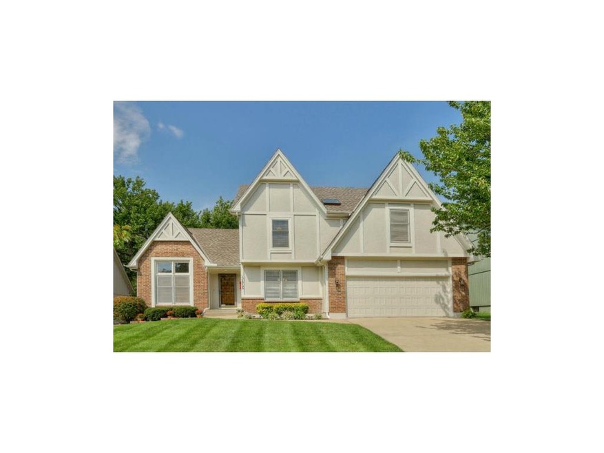 Great Curb Appeal!