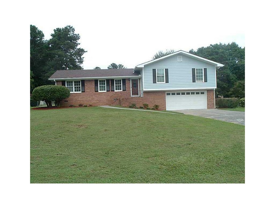 Beautiful upgraded rental in West Cobb!
