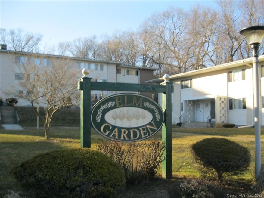 285 S Elm St unit 285, Wallingford, CT 06492 - photo 1