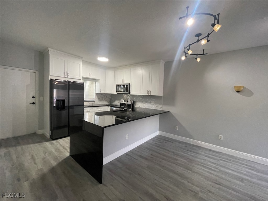 8546 Bernwood Cove Loop unit 1101, Fort Myers, FL 33966 - photo 1