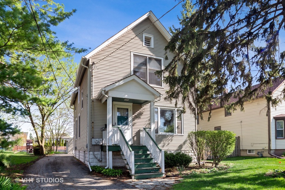 211 Schiller St, Elmhurst, IL 60126 - photo 1