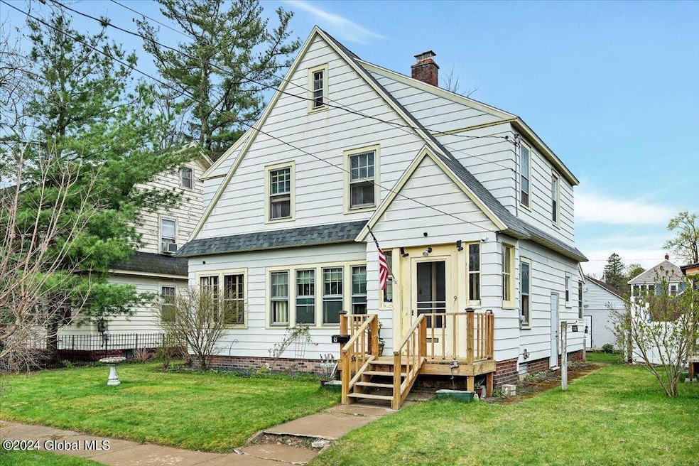 9 Wallace St, Schenectady, NY 12302 - photo 1