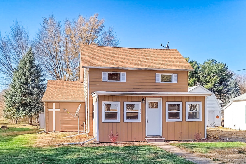 203 N Main, Coleta, IL 61081 - photo 1