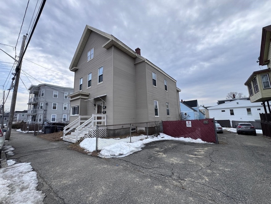 14 Cedar St unit 1, Haverhill, MA 01830 - photo 1