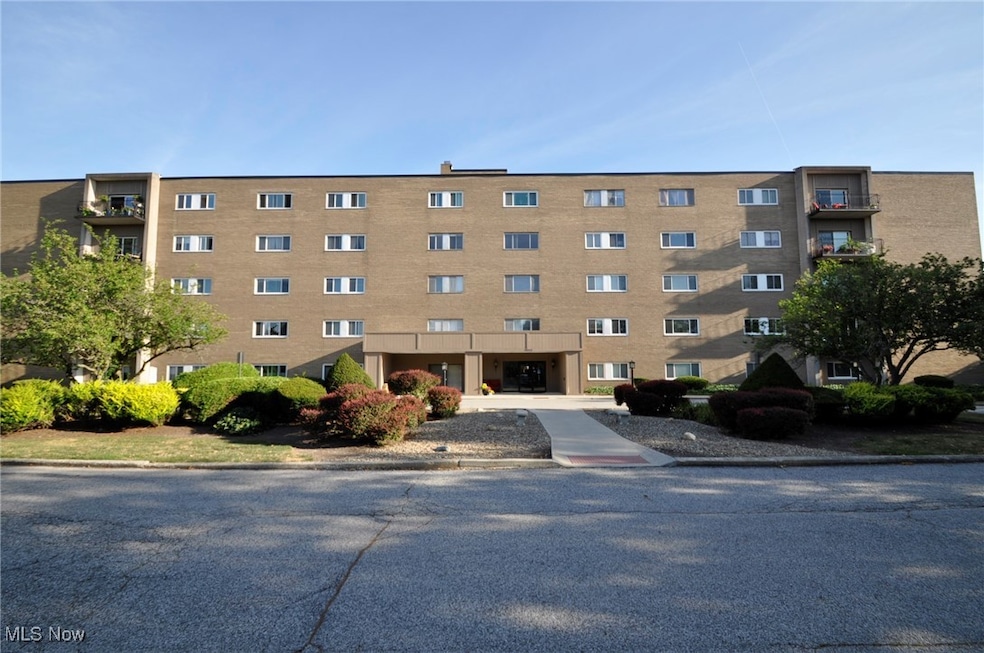 For Sale $107,500 • Co-Listing Agent