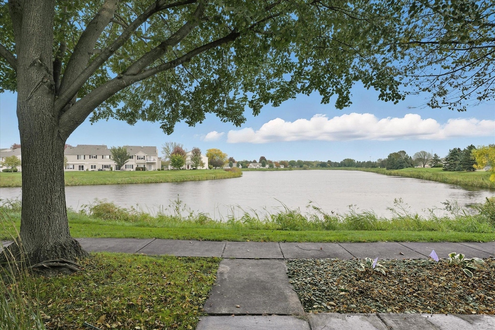 10911 Goodhue St NE unit D, Minneapolis, MN 55449 - photo 1