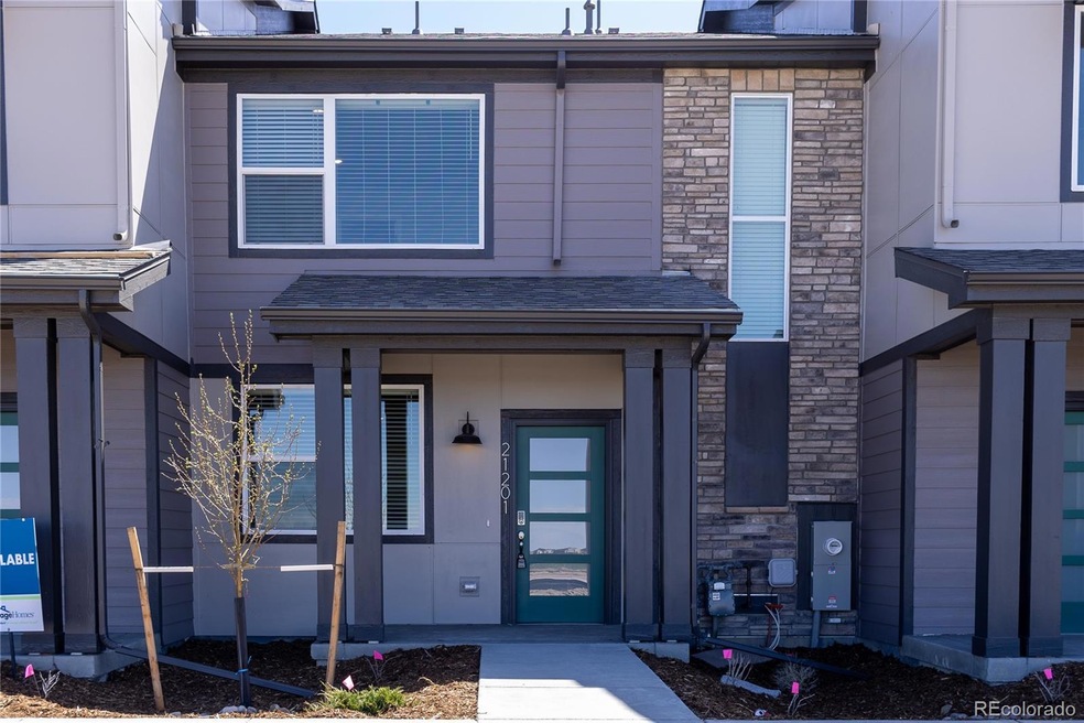 21201 E 63rd Dr, Aurora, CO 80019 - photo 1