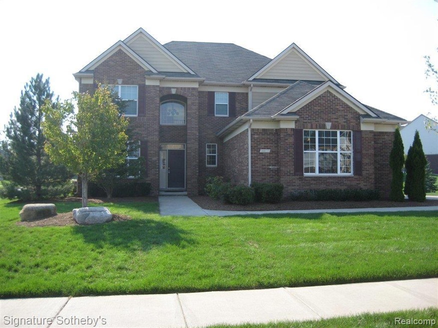 7029 Oakhurst